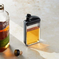 Houdini 7.25 Oz Flask -Napoleon Kitchen Store 6026542 A V3.eps High 96936.1655054865