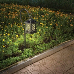 Square Coach Lantern Solar Lantern -Napoleon Kitchen Store 8052999 A V3.eps High 82663.1645459382