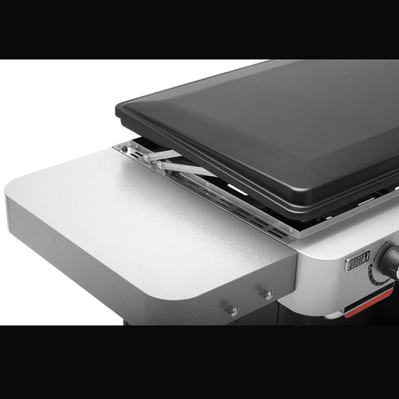 Weber 4 Burner Liquid Propane Outdoor Griddle 3 Weber 4 Burner Liquid Propane Outdoor Griddle - Image 3